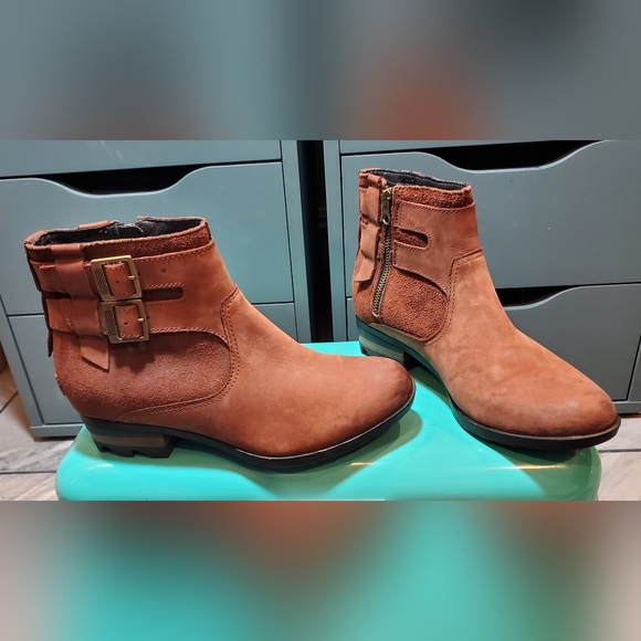 SOREL Lolla Bootie ☆ Waterproof Zip-Up Ankle Boot ☆ Size 8 Womens - Picture 4 of 14
